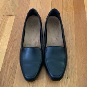 Clarks Keesha Luca Black Loafers - Size 9.5M